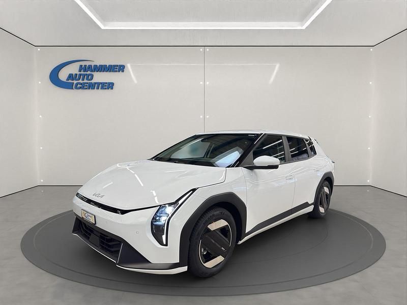 Weiss Neu 2025 Kia EV4 Earth Kleinwagen | CHF 39’900 - Bild 1/4
