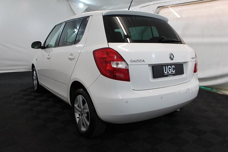 Gebraucht Skoda Fabia Ambition 105 PS (77 kW) 2014 Limousine