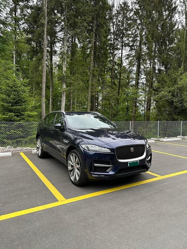 Gebraucht 2017 Jaguar F-Pace Pure SUV | CHF 17’490 (Fairer Preis) - Bild 1/4