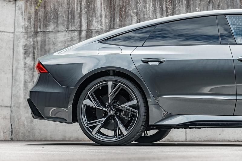 Neu Audi RS7 Sportback Performance 630 PS (463 kW) 2025 Kleinwagen