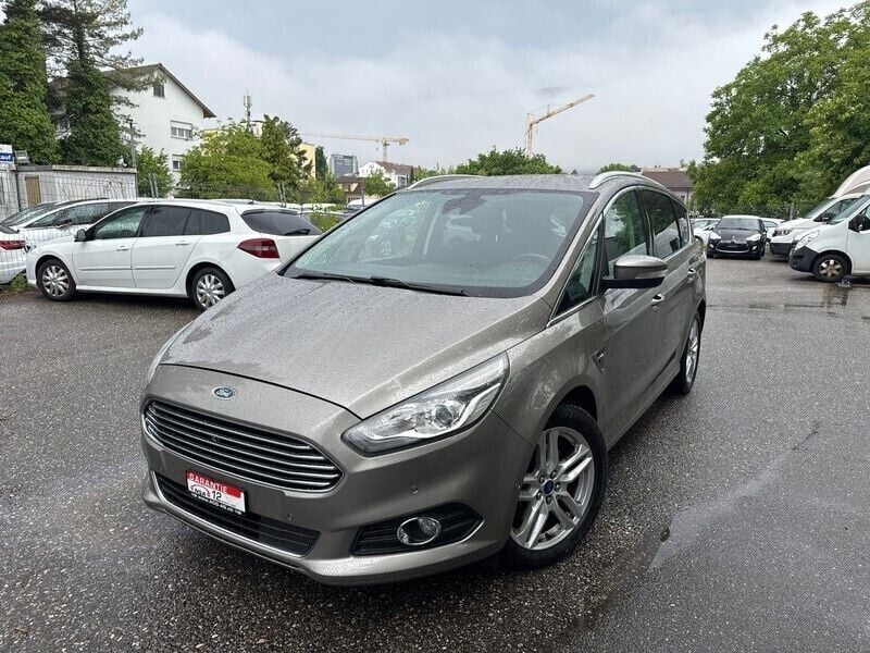 Gebraucht Ford S-MAX Titanium 180 PS (132 kW) 2016 Van / Kleinbus