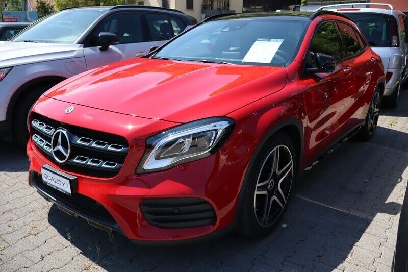 Gebraucht Mercedes GLA250 AMG line 211 PS (155 kW) 2018 SUV