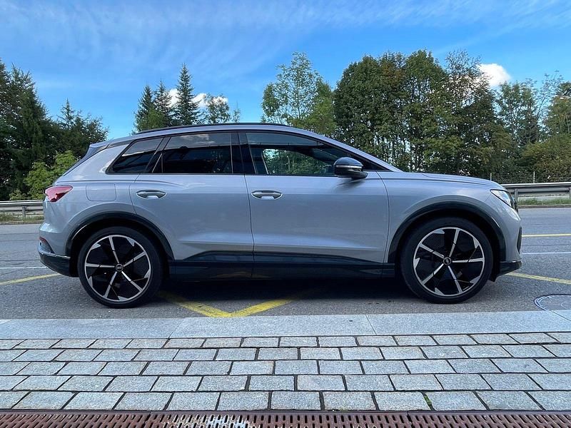 Neu Audi Q4 e-tron Comfort 125 kW (170 PS) 2026 SUV
