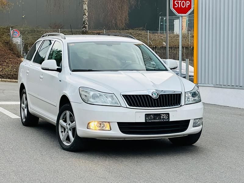 Gebraucht Skoda Octavia 160 PS (117 kW) 2013 Kombi