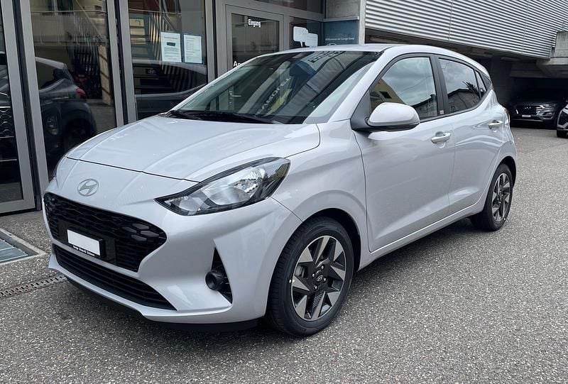 Rot Neu 2025 Hyundai i10 Kleinwagen | CHF 18’900 (Guter Preis) - Bild 1/4