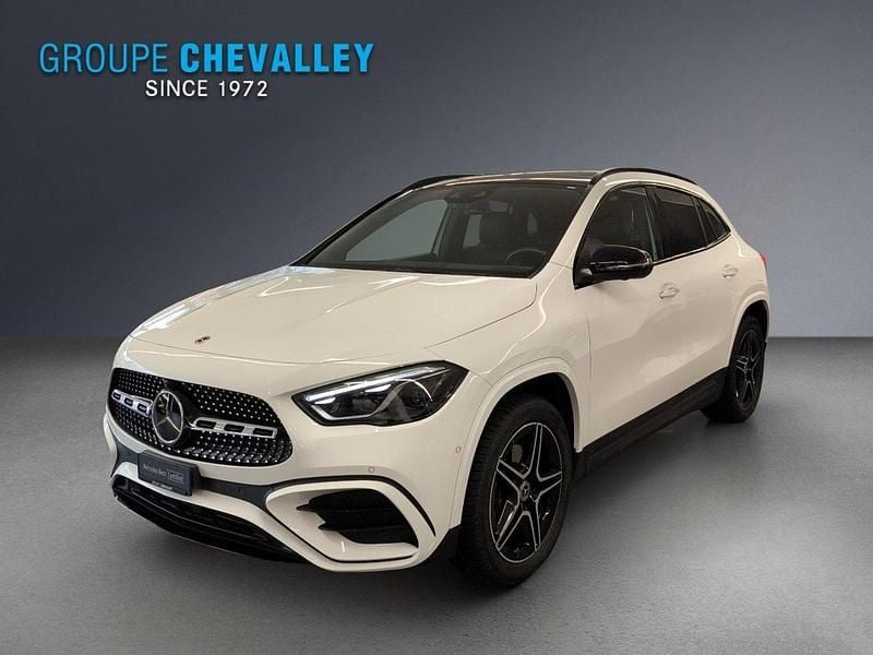 Gebraucht Mercedes GLA250 163 PS (119 kW) 2023 Weiss SUV