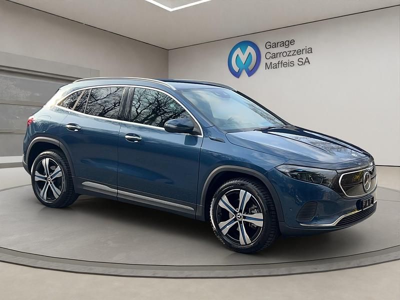 Blau Gebraucht 2021 Mercedes 250 Kombi | CHF 35’700 (Etwas zu teuer) - Bild 1/4