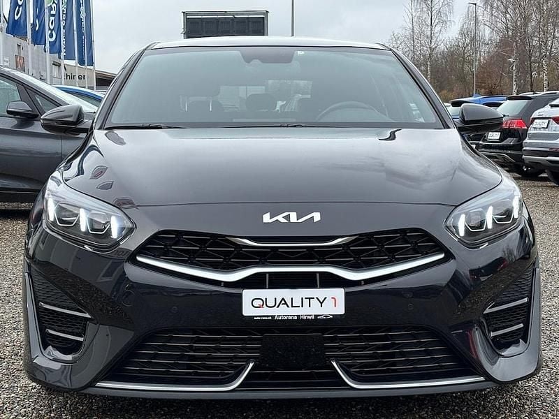 Gebraucht Kia Ceed 160 PS (117 kW) 2022 Kleinwagen