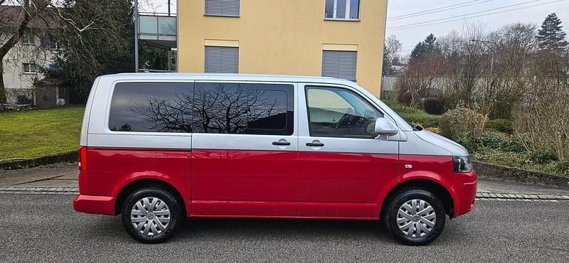 Gebraucht 2012 VW Caravelle Comfortline Van / Kleinbus | CHF 17’900 (Fairer Preis) - Bild 1/4