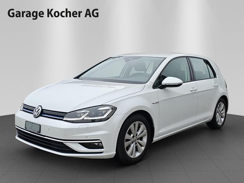 Gebraucht VW Golf VII Comfortline 130 PS (95 kW) 2018 Weiss Limousine