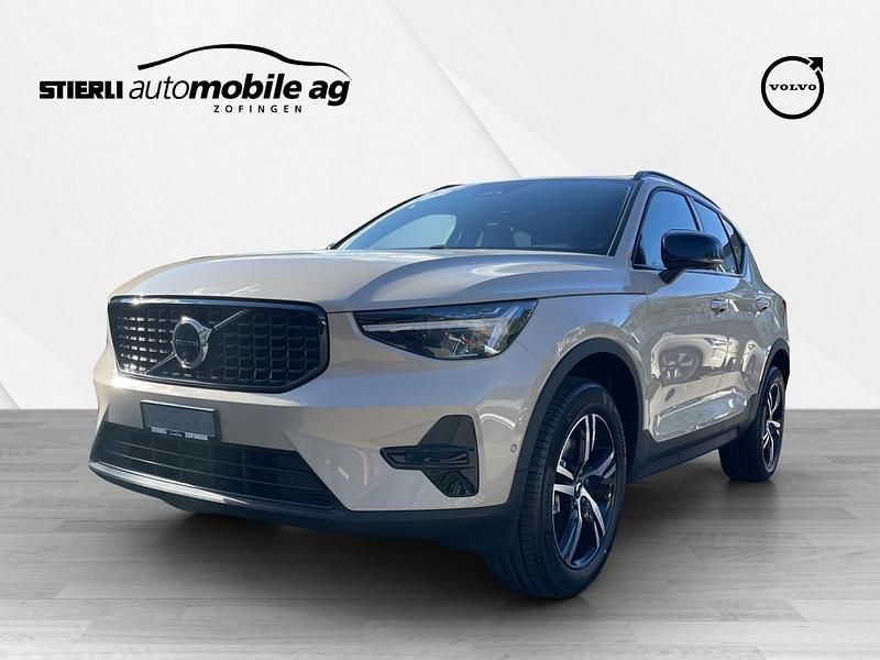 Neu 2025 Volvo XC40 Plus SUV | CHF 55’359 - Bild 1/4
