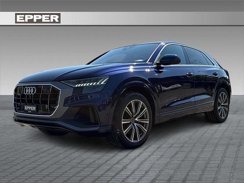Blau Gebraucht 2020 Audi Q8 Ambiente SUV | CHF 59’700 (Guter Preis) - Bild 1/4