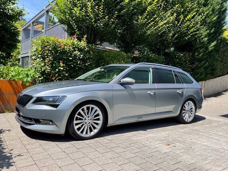 Gebraucht 2018 Skoda Superb Style Kombi | CHF 16’990 (Superpreis) - Bild 1/4