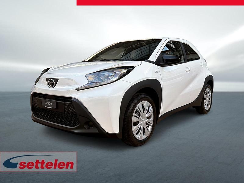 Weiss Neu 2025 Toyota Aygo X Comfort SUV | CHF 19’790 (Fairer Preis) - Bild 1/4