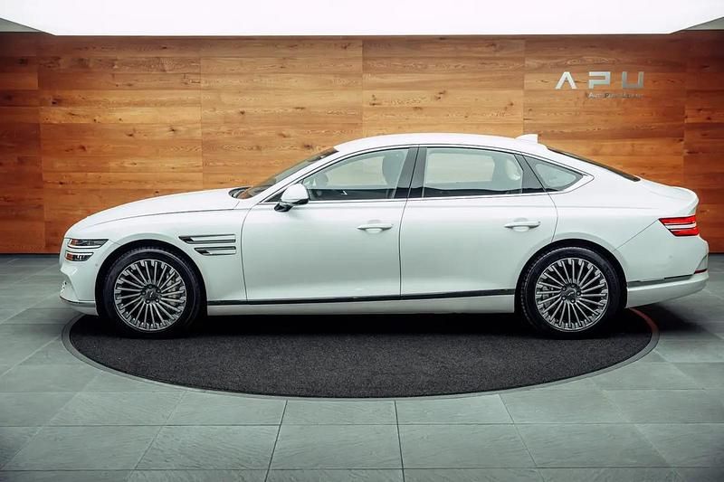 Gebraucht Genesis G80 272 kW (370 PS) 2025 Weiss Limousine