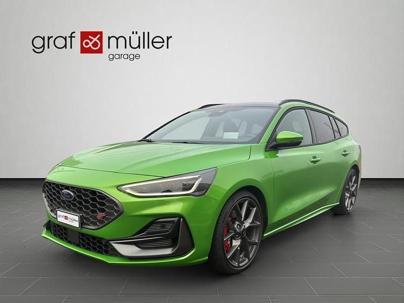 Neu Ford Focus ST 280 PS (205 kW) 2025 Grün Kombi