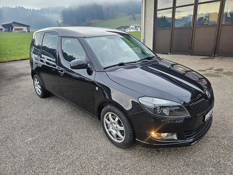 Gebraucht Skoda Roomster Noire 105 PS (77 kW) 2014 Van / Kleinbus