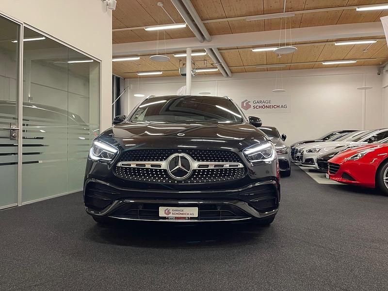 Gebraucht Mercedes GLA250 AMG line 224 PS (164 kW) 2021 Schwarz SUV