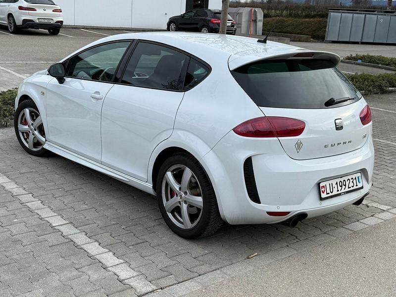 Gebraucht Seat Leon CUPRA 265 PS (194 kW) 2013