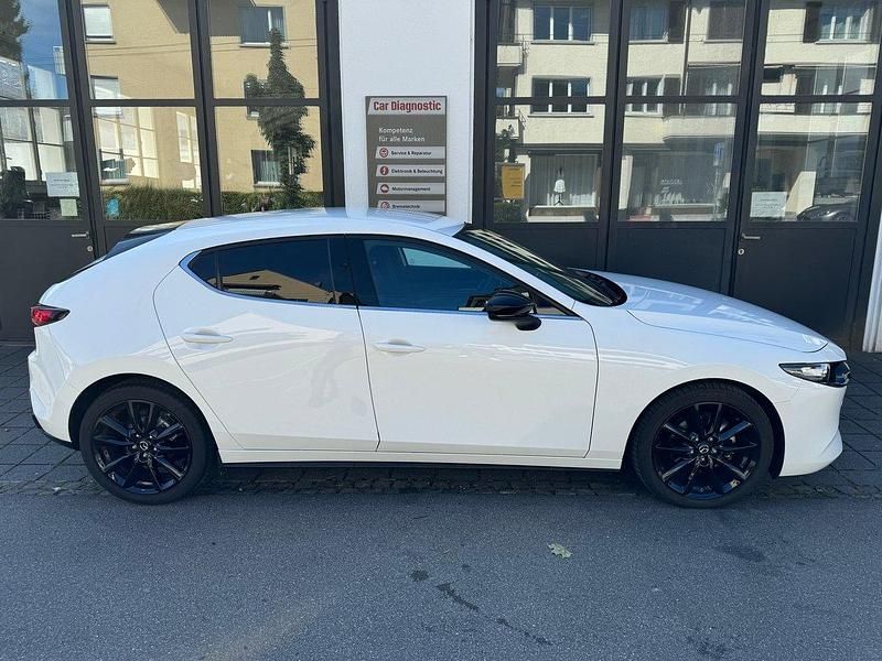 Gebraucht Mazda 3 Prime-Line 122 PS (89 kW) 2024 Kleinwagen