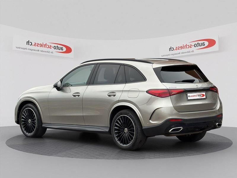 Gebraucht Mercedes GLC200 AMG line 204 PS (150 kW) 2022 SUV