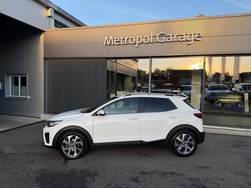 Gebraucht Kia Stonic GT-Line 120 PS (88 kW) 2024 Weiss SUV