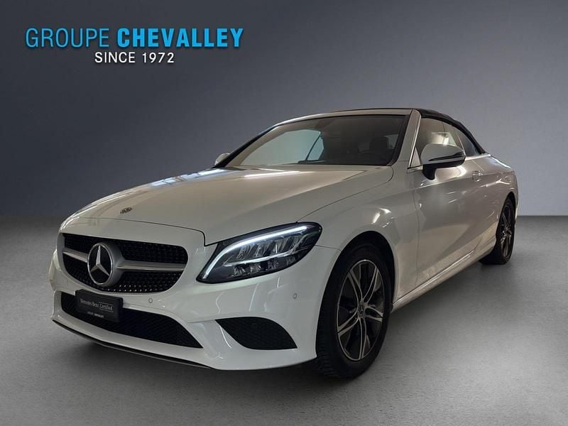 Gebraucht Mercedes C180 156 PS (114 kW) 2020 Weiss Cabrio