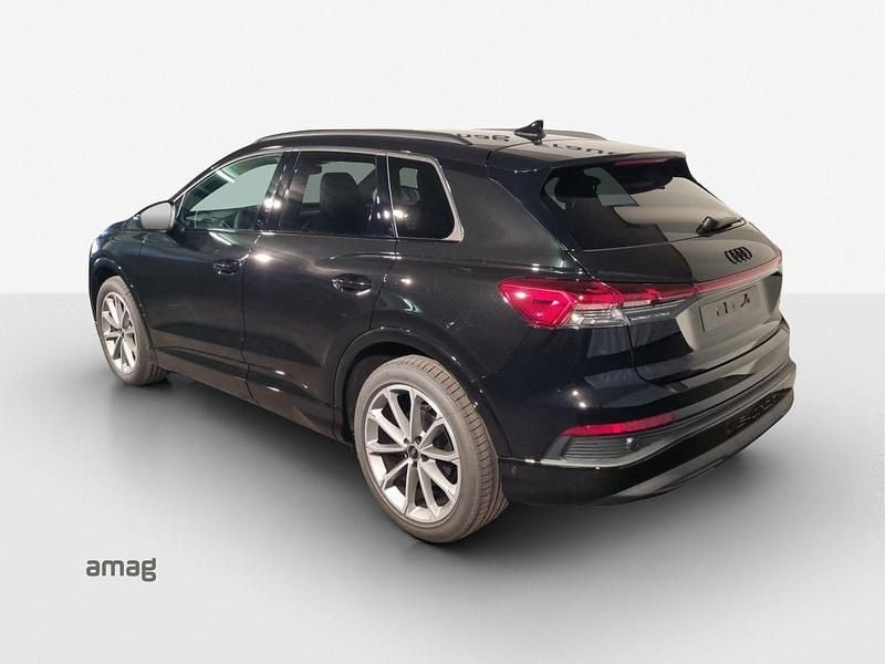 Neu Audi Q4 e-tron Ambiente 210 kW (286 PS) 2025 Mythosschwarz metallic SUV