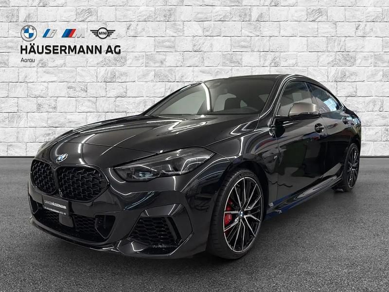 Schwarz Gebraucht 2025 BMW M235 M Sport Limousine | CHF 52’750 - Bild 1/4