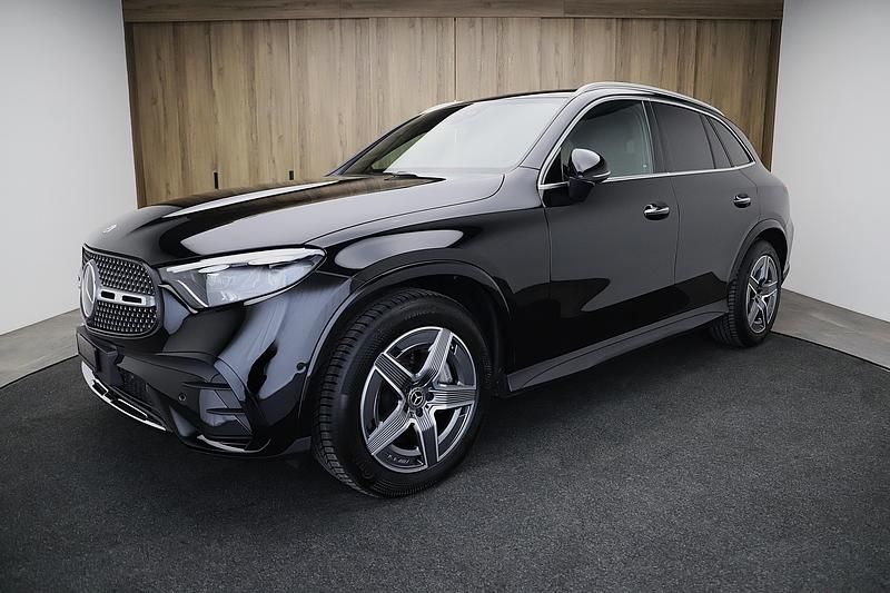 Gebraucht Mercedes GLC300e AMG Line Premium 269 PS (197 kW) 2024