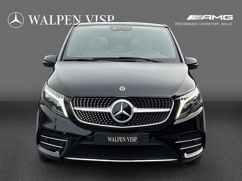Gebraucht Mercedes V300 Avantgarde 239 PS (175 kW) 2023 Schwarz Van / Kleinbus