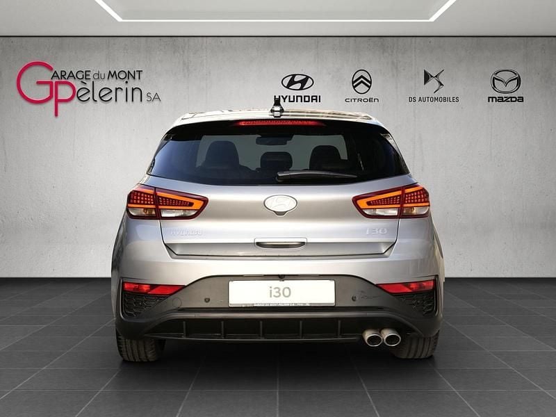 Neu Hyundai i30 N Line 140 PS (102 kW) 2025 Silber Limousine