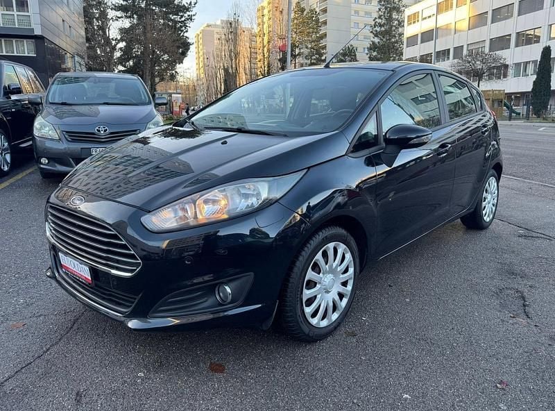 Gebraucht 2015 Ford Fiesta Trend | CHF 4’800 (Guter Preis) - Bild 1/4