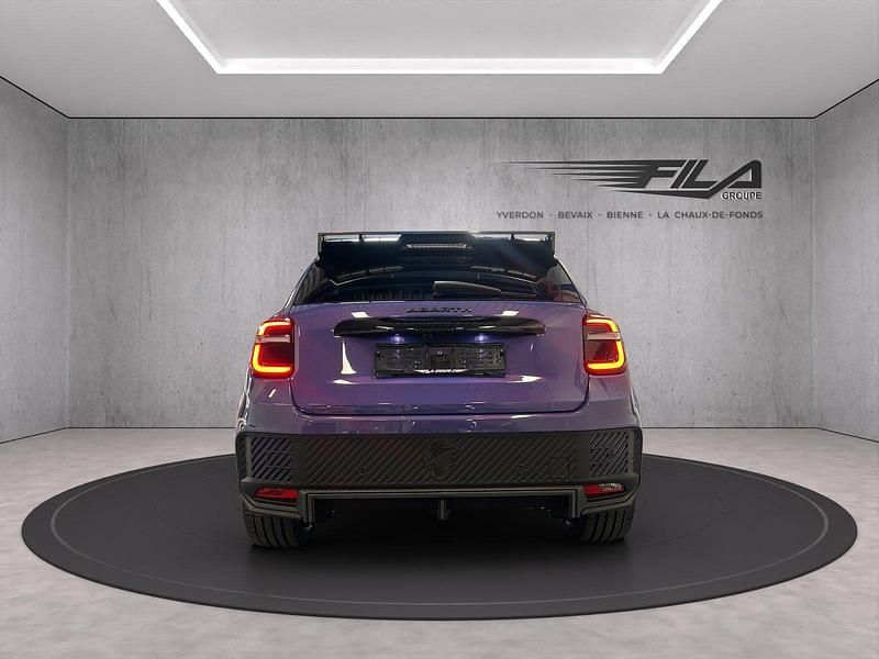 Neu Abarth 600e Scorpionissima 206 kW (281 PS) 2025 SUV