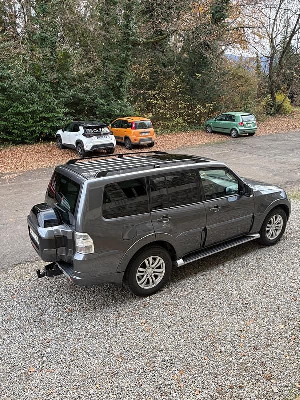 Gebraucht 2016 Mitsubishi Pajero SUV | CHF 28’000 - Bild 1/4