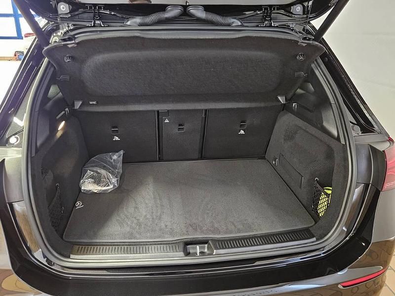 Neu Mercedes B250e AMG line 224 PS (164 kW) 2025 Schwarz Van / Kleinbus
