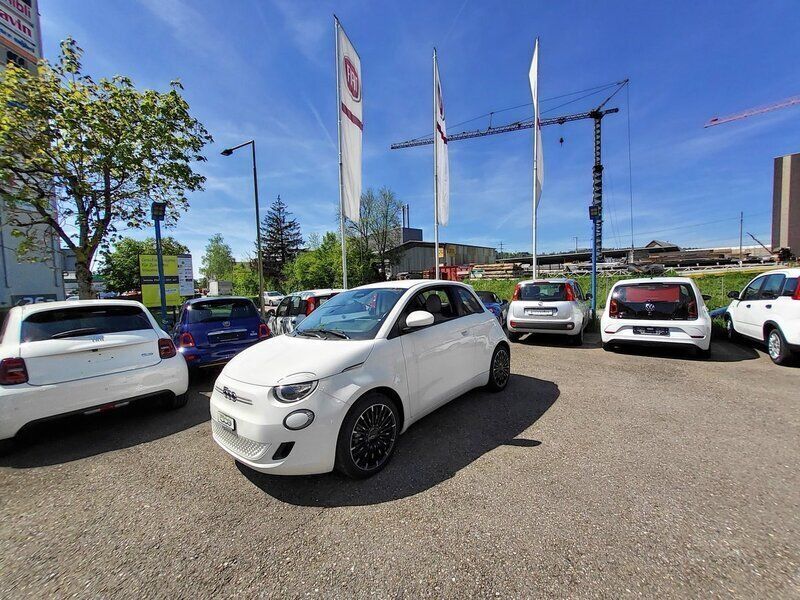 Gebraucht 2023 Fiat 500e Icon Kleinwagen | CHF 23’990 (Fairer Preis) - Bild 1/4