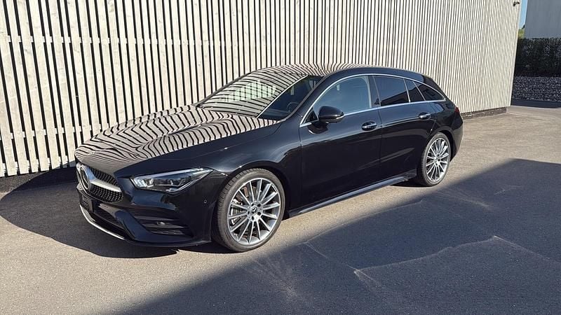 Gebraucht Mercedes CLA250 Shooting Brake AMG line 224 PS (164 kW) 2021 Kombi