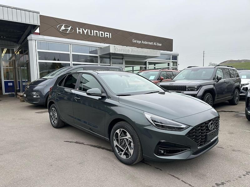 Grün Neu 2025 Hyundai i30 Limousine | CHF 32’850 (Guter Preis) - Bild 1/4