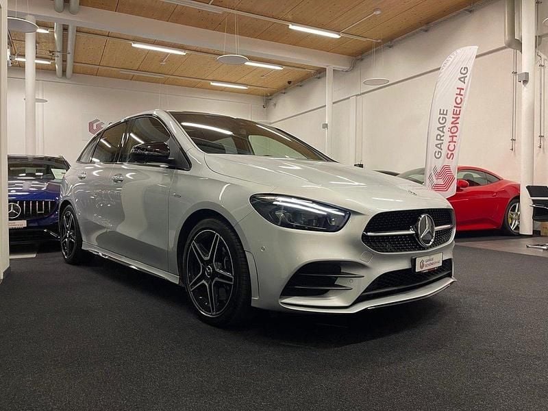 Gebraucht Mercedes B250 Style 224 PS (164 kW) 2021 Grau Van / Kleinbus