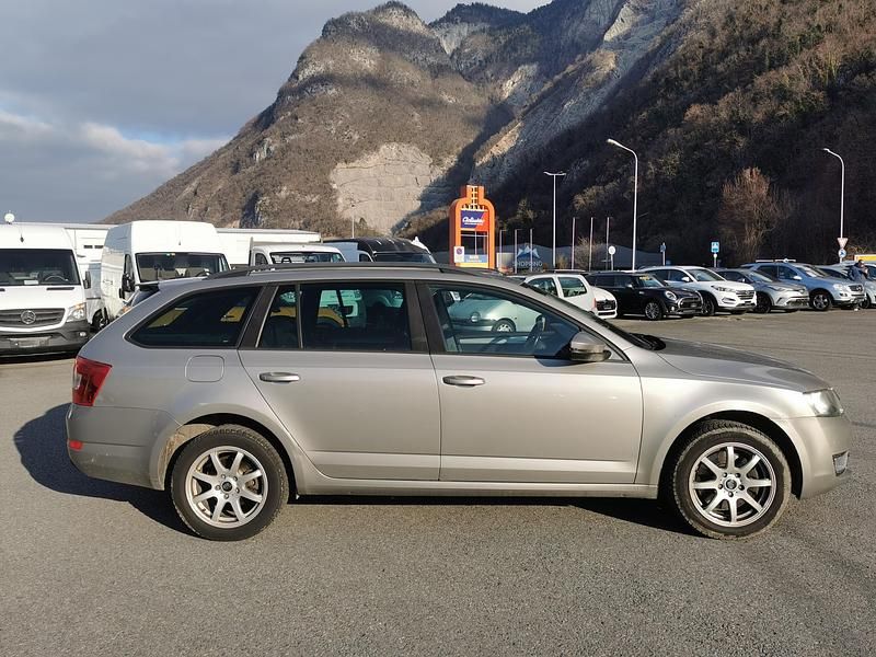 Gebraucht Skoda Octavia Ambition 180 PS (132 kW) 2014 Kombi