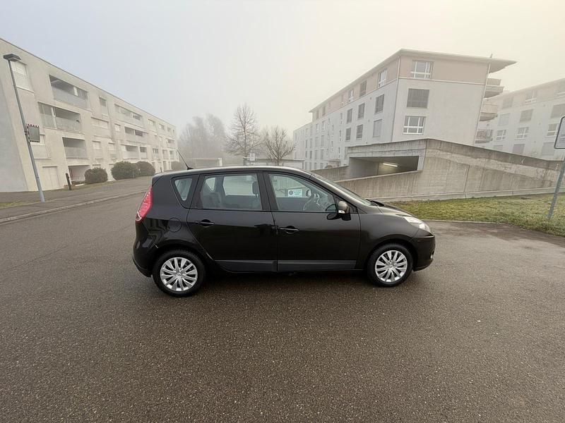 Gebraucht Renault Scénic III Expression 110 PS (80 kW) 2010 Van / Kleinbus