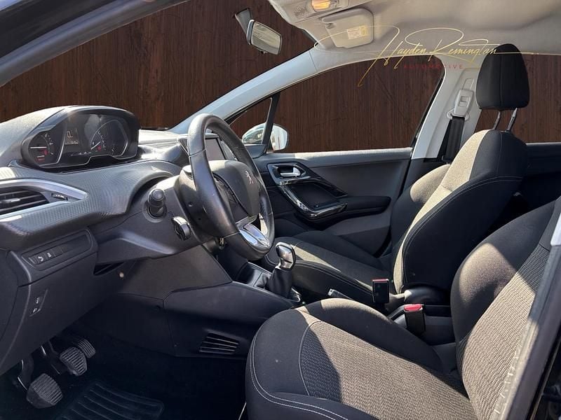 Gebraucht Peugeot 208 Style 82 PS (60 kW) 2017 Kleinwagen