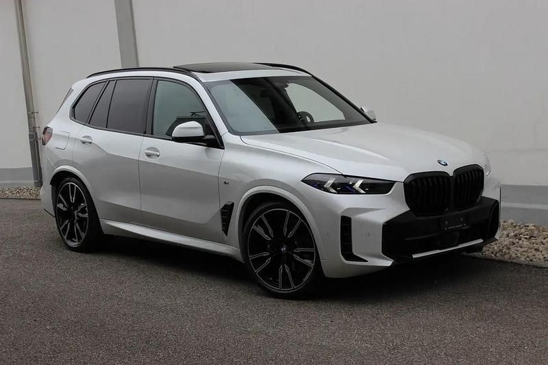 Neu BMW X5 M Sport 286 PS (210 kW) 2025 Weiss SUV