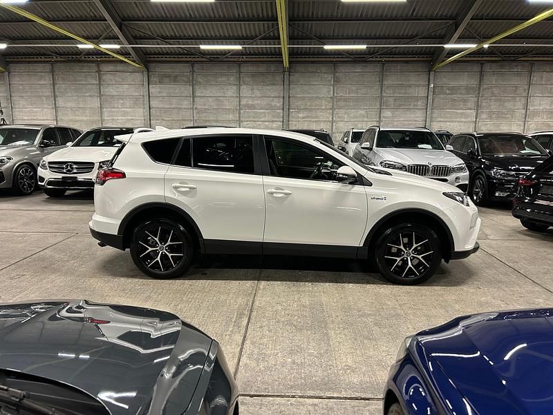 Gebraucht Toyota RAV4 Hybrid Style 197 PS (144 kW) 2017 SUV