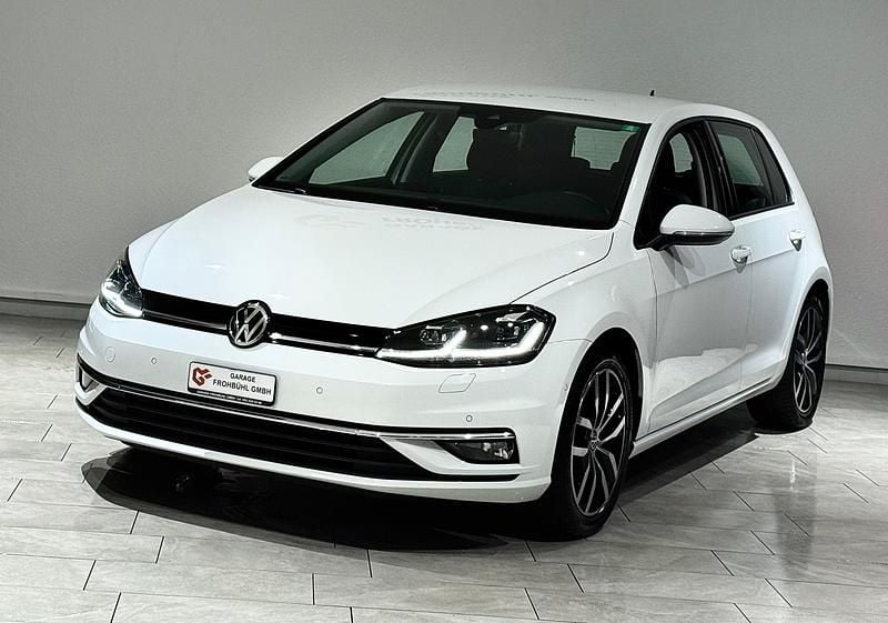 Gebraucht VW Golf VII Highline 150 PS (110 kW) 2018 Weiss Limousine