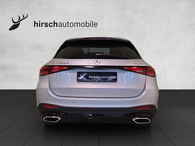 Neu Mercedes GLC300 258 PS (189 kW) 2025 SUV