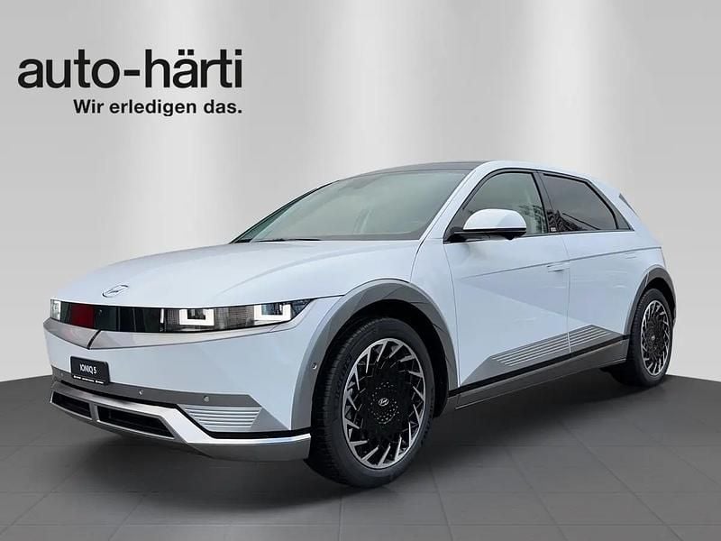 Weiss Gebraucht 2025 Hyundai Ioniq Kleinwagen | CHF 49’240 - Bild 1/4