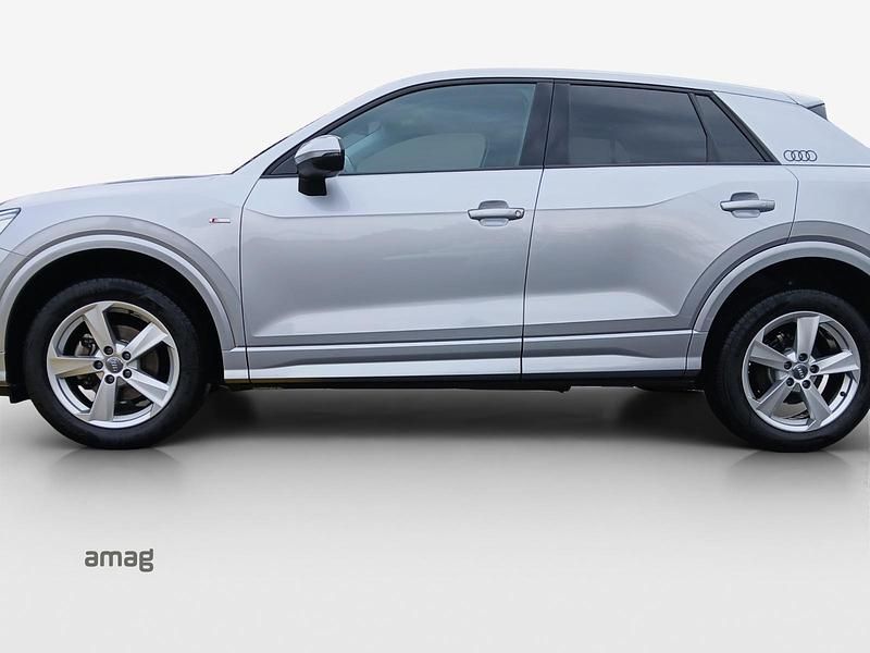 Gebraucht Audi Q2 Sport 116 PS (85 kW) 2019 Florettsilber metallic SUV