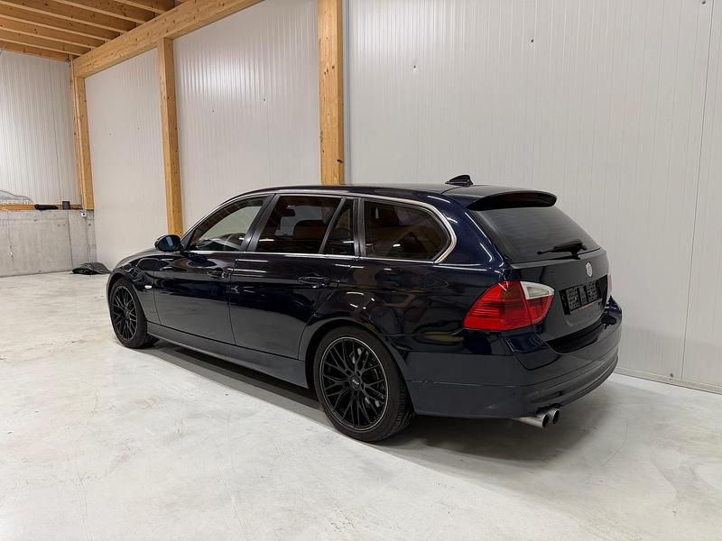 Gebraucht BMW 330 M Sport 231 PS (169 kW) 2005 Kombi